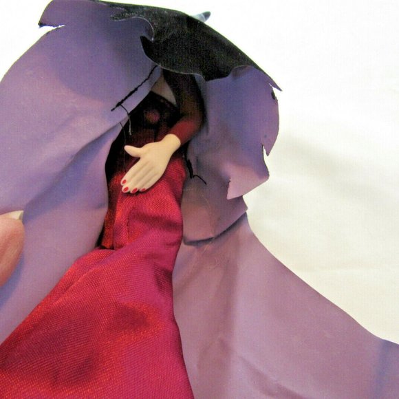 Sleeping Beauty Disney Deagostini Porcelain Dolls Lot of 2 Princess/Maleficent - Picture 9 of 16